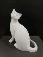 Royal Dux, Valeria Koškina - Beeldje - Big White Cat -