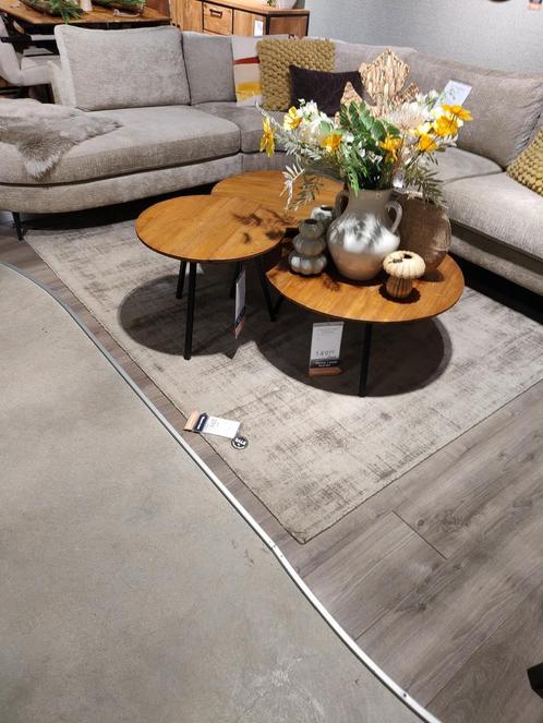 Valbrona Vloerkleed - 170x240CM - In de kleur: Hunter 522, Huis en Inrichting, Stoffering | Tapijten en Kleden, Nieuw, Rond, Ophalen of Verzenden