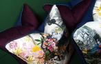 Kussen set met Reveries Fabric door Christian Lacroix,, Antiek en Kunst