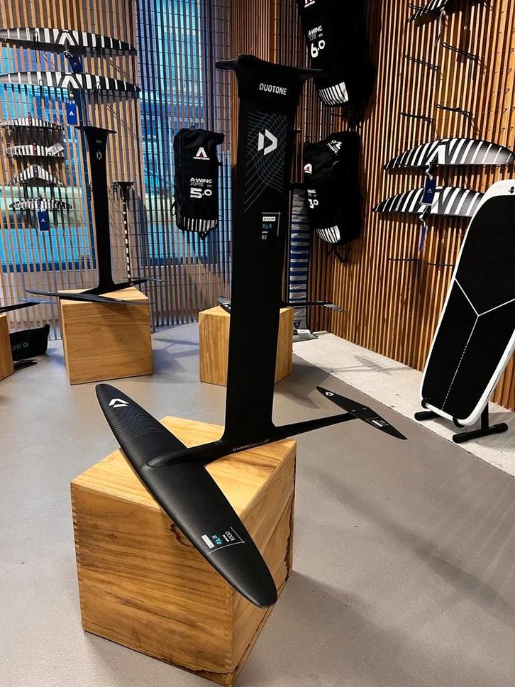 Duotone Whizz 1000 Foil set, Watersport en Boten, Kitesurfen, Gebruikt, Ophalen of Verzenden