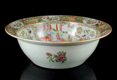 Een grote (40 cm doorsnede) Chinese Rose Mandarin wasbak., Antiek en Kunst, Antiek | Overige Antiek