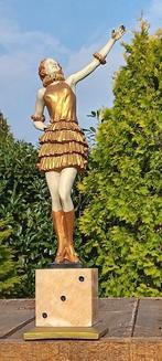 sculptuur, las vegas dame - 42 cm - brons marmer