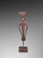Statuette, fluitje NUNA - 30 CM - fluitje Nuna - oma -