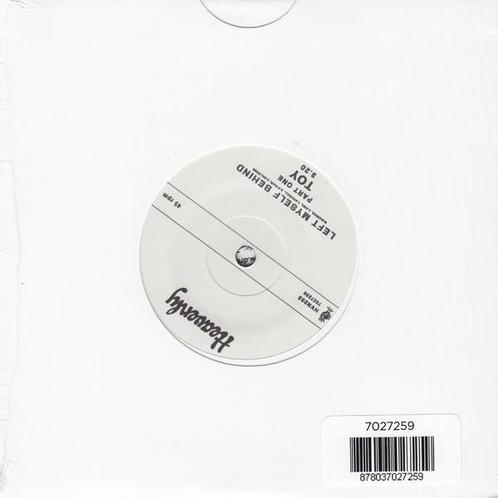vinyl single 7 inch - TOY  - Left Myself Behind, Cd's en Dvd's, Vinyl Singles, Zo goed als nieuw, Verzenden