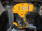 accu nagelpistool DeWalt DCN 680, Zakelijke goederen, Machines en Bouw | Metaalbewerking, Ophalen