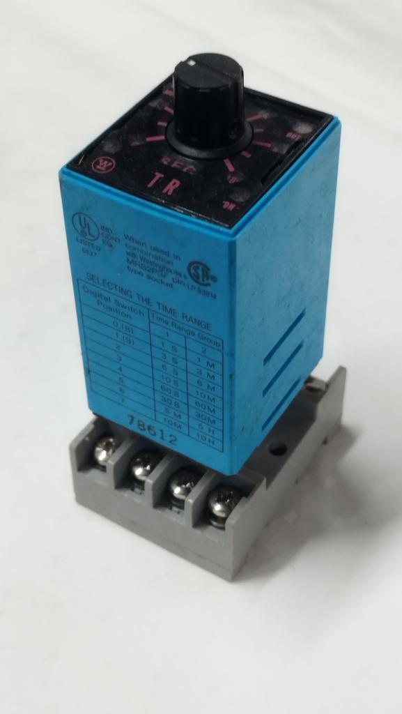 ELECTRONIC TIMER  TYPE  TRN 1P  VOLTS 120AC  CONTACT RATING, Doe-het-zelf en Verbouw, Elektra en Kabels, Overige typen, Gebruikt