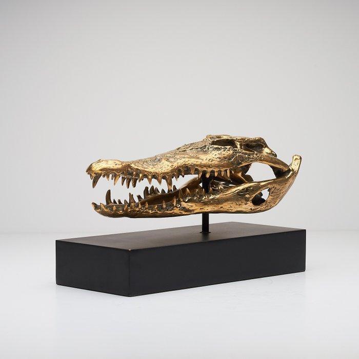 sculptuur, Saltwater Crocodile Skull fashioned in bronze, on, Antiek en Kunst, Kunst | Designobjecten