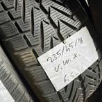 2 x Vredestein Wintrac Xtreme 235-45-18 Winterbanden 6,5mm, 18 inch, Gebruikt, 235 mm, Band(en)