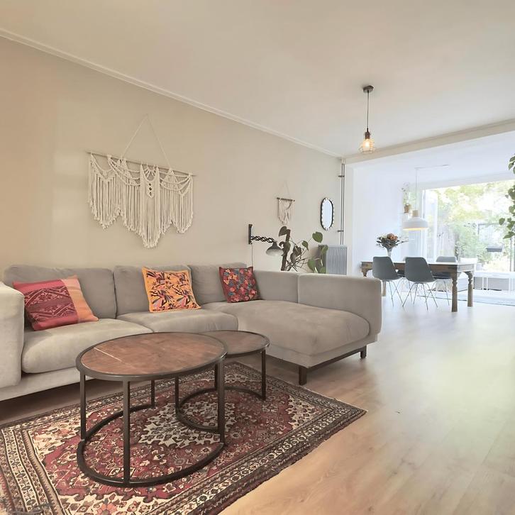 Gemeubileerd appartement met tuin en inloopregendouche, Huizen en Kamers, Huizen te huur, Direct bij eigenaar, Amsterdam, Appartement