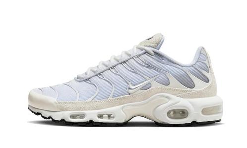 Nike Air Max Plus Sail Pure Platinum Silver - maat 40.5, Kleding | Dames, Schoenen, Sneakers of Gympen, Nieuw, Verzenden