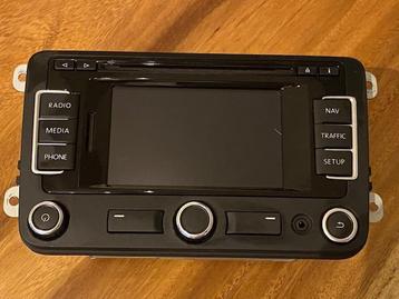 Volkswagen RNS315 navigatie met Bluetooth beschikbaar voor biedingen