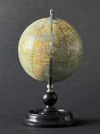Aardglobe van George Philip & Son Ltd - ca. 1930