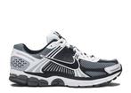 Nike Air Zoom Vomero 5 SE SP Dark Grey (Sneakers, Schoenen), Kleding | Heren, Schoenen, Verzenden, Nieuw, Nike, Sneakers of Gympen