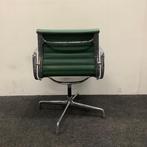 Design stoel, Vitra Eames EA 108, groen leder, Huis en Inrichting, Stoelen, Gebruikt, Leer, Ophalen of Verzenden, Eén