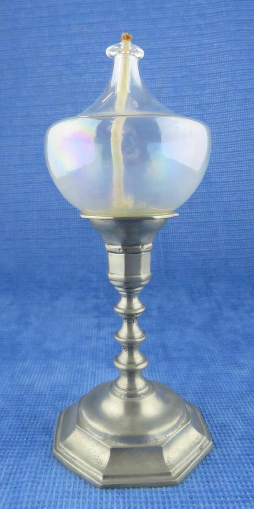 Olielampje op tinnen voet, Verzamelen, Glas en Borrelglaasjes, Gebruikt, Verzenden