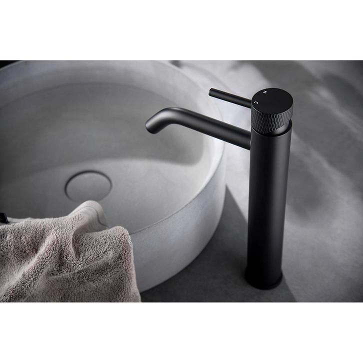 Wiesbaden Ribbd XL Wastafelkraan Verhoogd - Mat Zwart, Doe-het-zelf en Verbouw, Sanitair, Nieuw, Ophalen of Verzenden