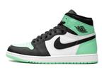 Air Jordan 1 Retro High OG Green Glow - Maat 39 EU, Ophalen of Verzenden, Nieuw, Jordan