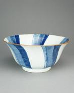 Bowl - Porselein - “S”-shaped curves - China - Transitionele, Antiek en Kunst