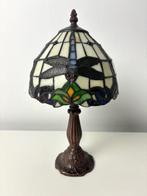 Tiffany stijl - Tafellamp - Libelle Tiffany stijl tafellamp, Antiek en Kunst, Curiosa en Brocante