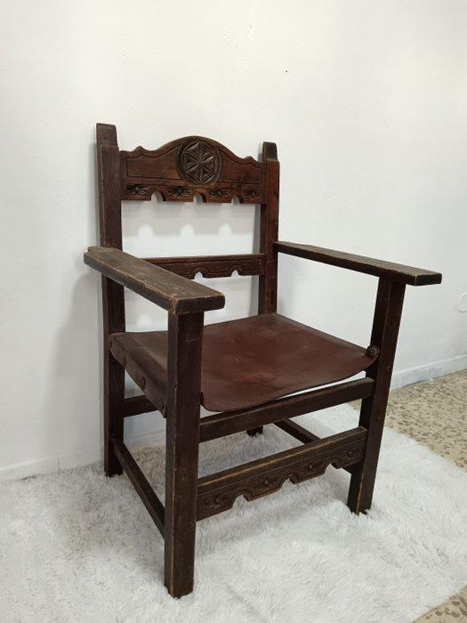 Fauteuil - seigneurieel - Hout, Leder - Stoel frailera leer, Antiek en Kunst, Antiek | Overige Antiek