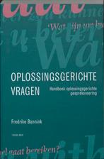 Oplossingsgerichte vragen 9789026522215, Boeken, Studieboeken en Cursussen, Zo goed als nieuw