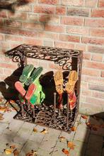 Architectonisch ornament - 2020+ - gietijzeren laarsrek