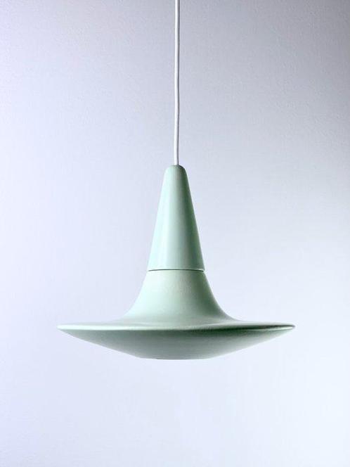 neo - Rodrigo Vairinhos - Plafondlamp - KLEIN LICHT 3.0_mint, Antiek en Kunst, Kunst | Designobjecten