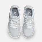 Nike Free Run 2 Wolf Grey, Zo goed als nieuw, Sneakers of Gympen, Nike, Verzenden