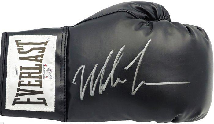 The Hangover - Mike Tyson - Signed Glove - With COA, Verzamelen, Film en Tv