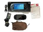 PSP 1004 Black + Tasje (Playstation Portable) (BOXED) (07), Spelcomputers en Games, Spelcomputers | Sony PSP, Verzenden, Nieuw