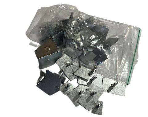 Volvo Klem sierlijsten P1800 SET ch 10.000 - 20.999  668068, Auto diversen, Tuning en Styling, Verzenden