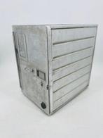Driessen Aviation - Container - Britannia Airways galley, Antiek en Kunst