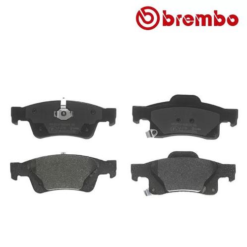BREMBO Remblokken set JEEP GRAND 6.2 i V8 4x4 achterzijde, Auto-onderdelen, Overige Auto-onderdelen, Nieuw, Verzenden
