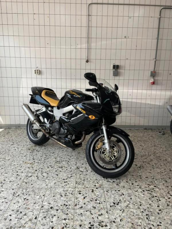 Honda VTR 1000 F | Zwart | 1998 | 54.883 km | €2.249, Motoren, Motoren | Honda, Ophalen of Verzenden