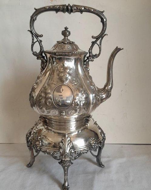Samovar - Verzilverd - Victoriaanse tijd, Antiek en Kunst, Antiek | Meubels | Tafels
