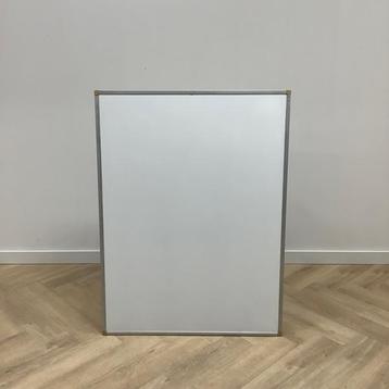 Tweedehands magnetisch whiteboard, (hxbxd) 120x90 cm beschikbaar voor biedingen