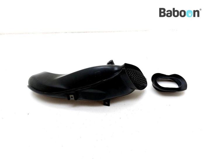 Luchtbuis Rechts Suzuki GSX R 750 2004-2005 (GSXR750 K4/K5), Motoren, Onderdelen | Suzuki, Gebruikt, Verzenden