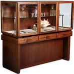 Mahonie Vitrine Amsterdamse School ca 1915 met 4 kine laden, Antiek en Kunst, Antiek | Meubels | Tafels, Ophalen of Verzenden