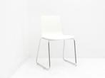 Kantinestoel Vitra Hal - wit - slede chroom - koppelbaar, Huis en Inrichting, Stoelen, Ophalen of Verzenden, Gebruikt