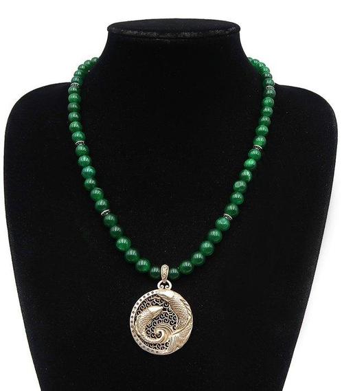 Smaragd - Boeddhistische ketting - Gouden vis - Welvaart en, Antiek en Kunst, Antiek | Boeken en Bijbels