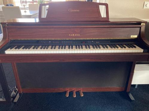 Yamaha Clavinova CLP880, Muziek en Instrumenten, Piano's, Piano, Bruin, Gebruikt, Digitaal, Ophalen