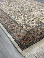 Vloerkleed - 201 cm - 142 cm, Huis en Inrichting, Nieuw