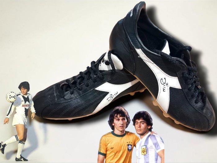 Udinese - Italiaanse voetbal competitie - zico - 1983 -, Verzamelen, Overige Verzamelen