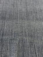 Prachtig en consistent denim stof in stone wash, gemaakt in, Antiek en Kunst, Antiek | Kleden en Textiel
