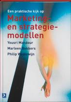 Een praktische kijk op Marketing  en strategie 9789052614953, Boeken, Zo goed als nieuw