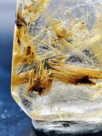 Prachtige zeldzame gouden rutilated phantom kwarts kristal