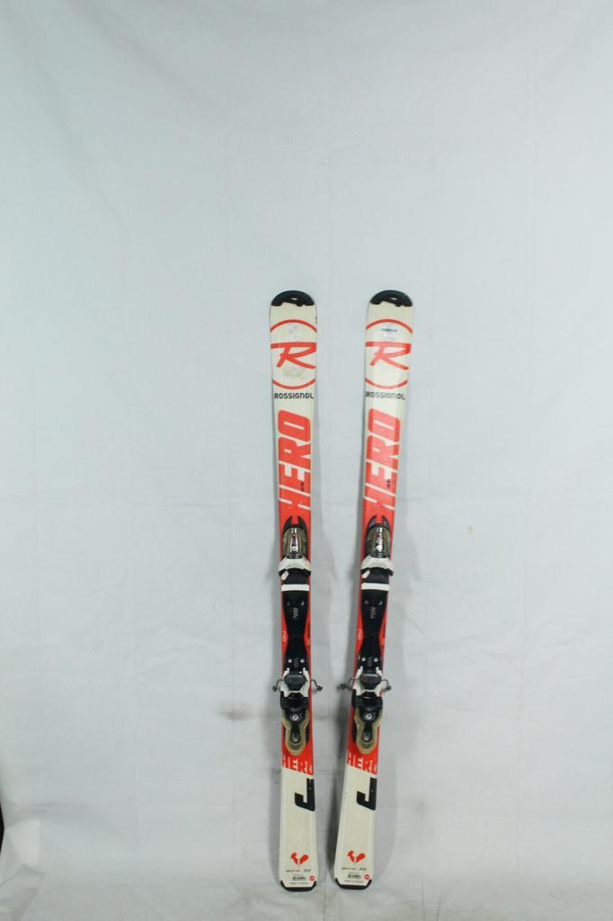 Refurbished - Ski - Rossignol Hero j - 140, Sport en Fitness, Skiën en Langlaufen, Skiën, 140 tot 160 cm, Gebruikt, Rossignol