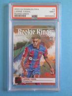 2023/24 Panini Donruss FIFA Lamine Yamal #2 Rookie Kings PSA, Hobby en Vrije tijd, Verzamelkaartspellen | Overige, Nieuw