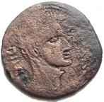 Romeinse Republiek. Octavian, with Divus Julius Caesar. Æ