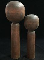 Set van 2 / Japanse vintage houten kokeshi-pop (H:25-32 cm)